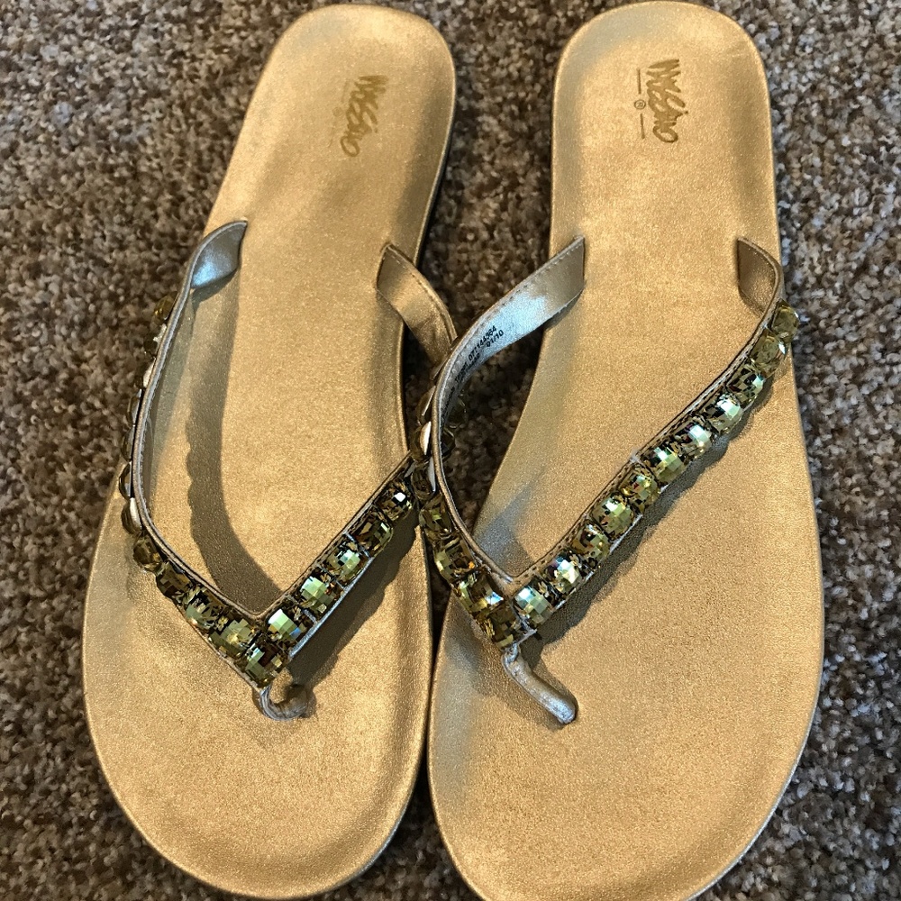 Gold Jewl Flip Flops